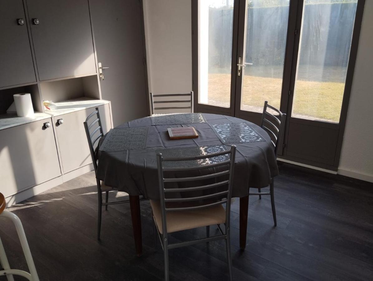 Cottage A 2 Mn A Pied De La Mer Merville-Franceville-Plage Ngoại thất bức ảnh